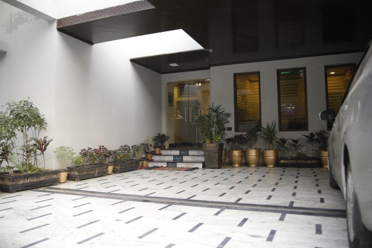 Al Burhan Express Hotel Lahore Luaran gambar