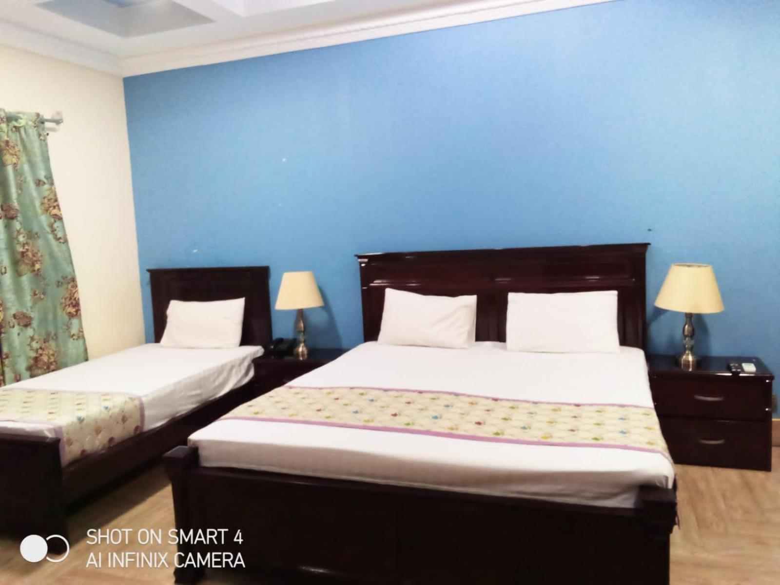 Al Burhan Express Hotel Lahore Luaran gambar